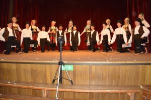 Prepletanje plesa in petja različnih kultur 7